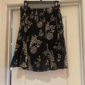 ⭐️New York & Company Black Skirt with Gold Floral Design